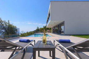 Noble Opatija Riviera Villas by Irundo
